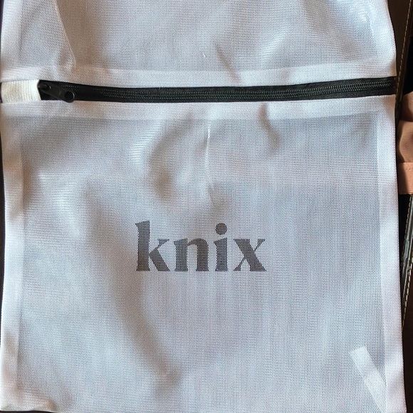 Perfect -NWT- XL Knix Bralettes - Picture 4 of 4